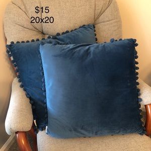 Blue velvet throw pillow set - 20x20